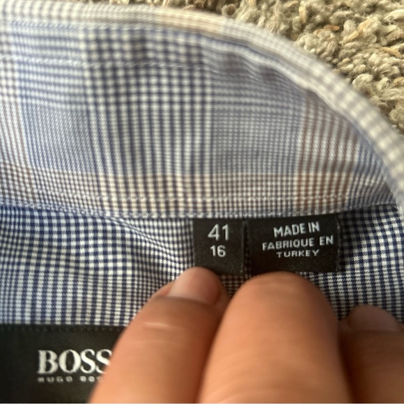 Boss By Hugo Boss Men’s  Plaid Dress Shirt Sz 16  (41) - Picture 7 of 9